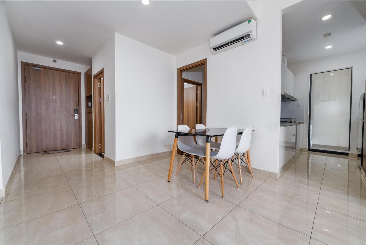 Cozy Private Bedroom In A Luxury 2Br Condo Хошимін Екстер'єр фото